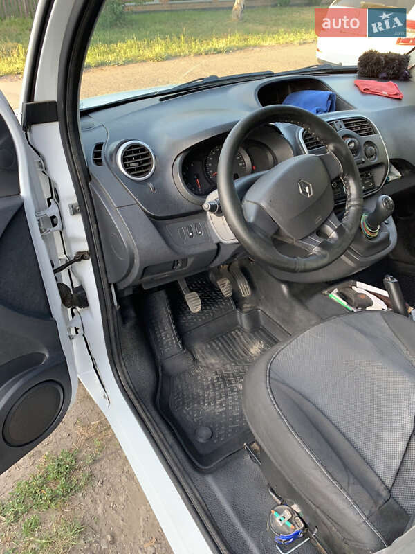 Вантажопасажирський фургон Renault Kangoo 2016 в Карлівці