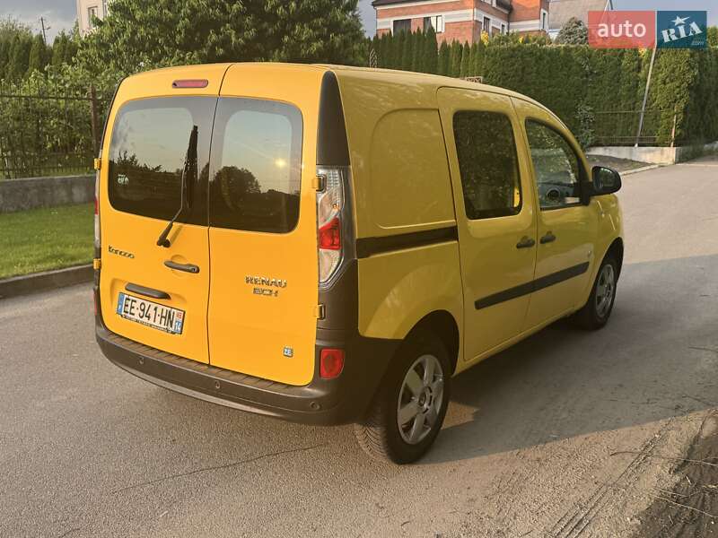Грузовой фургон Renault Kangoo 2016 в Луцке
