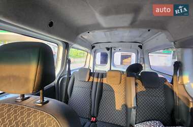 Минивэн Renault Kangoo 2012 в 