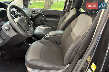 Минивэн Renault Kangoo 2018 в 