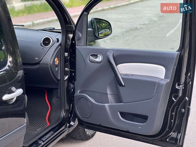 Мінівен Renault Kangoo 2015 в Умані