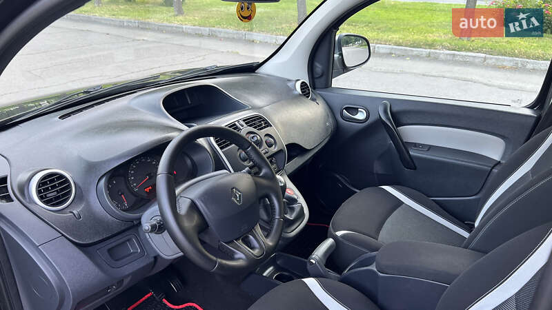 Мінівен Renault Kangoo 2015 в Умані