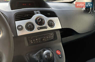 Минивэн Renault Kangoo 2012 в 