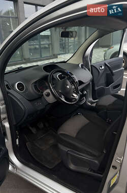 Минивэн Renault Kangoo 2016 в 