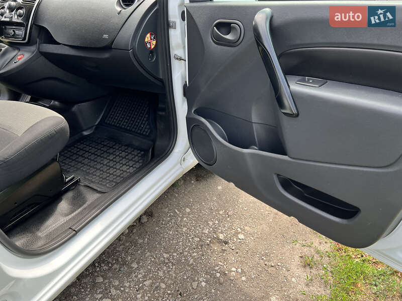 Мінівен Renault Kangoo 2018 в Дніпрі