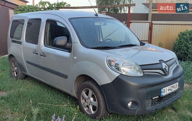 Минивэн Renault Kangoo 2015 в 