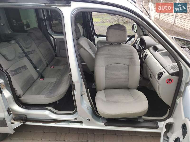 Минивэн Renault Kangoo 2003 в Ковеле