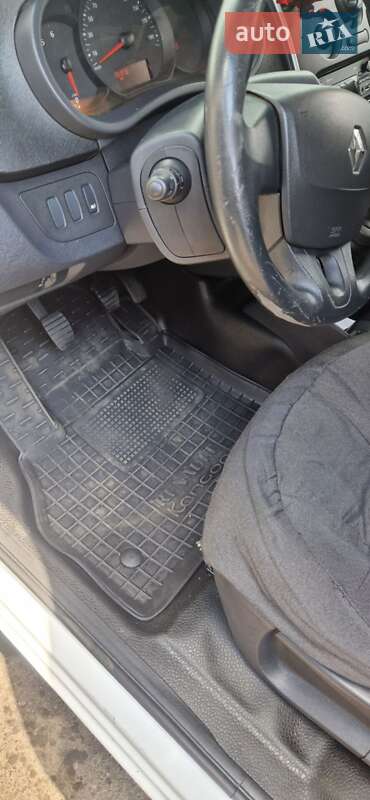 Вантажний фургон Renault Kangoo 2014 в Кривому Розі