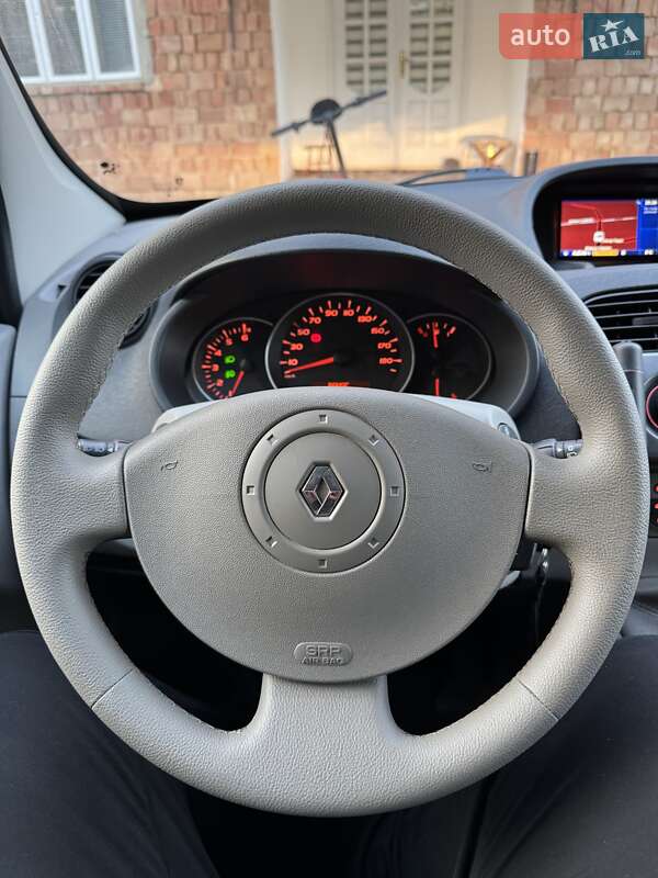 Минивэн Renault Kangoo 2010 в Черновцах