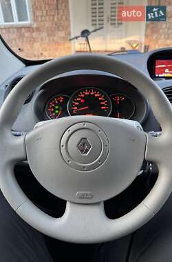 Минивэн Renault Kangoo 2010 в 