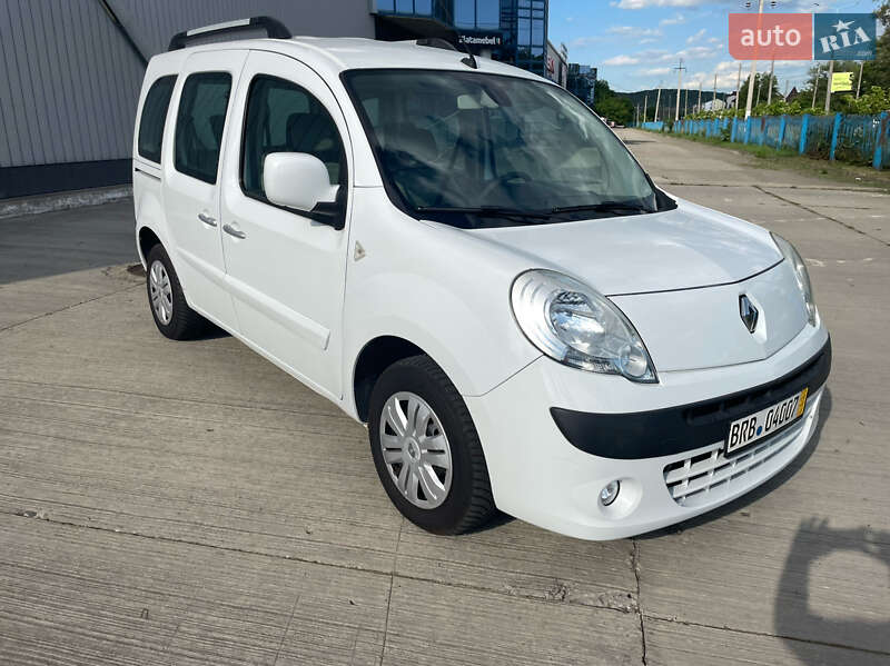 Минивэн Renault Kangoo 2012 в 
