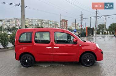 Минивэн Renault Kangoo 2012 в 