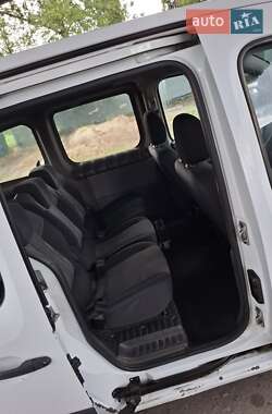 Минивэн Renault Kangoo 2012 в 