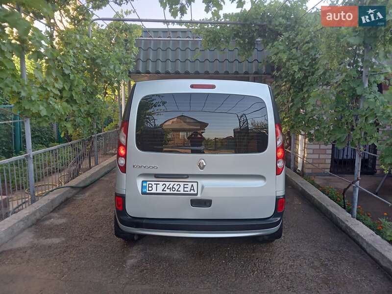 Минивэн Renault Kangoo 2011 в Херсоне