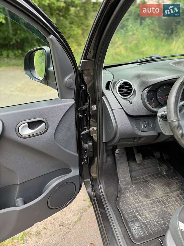 Минивэн Renault Kangoo 2014 в Чернигове