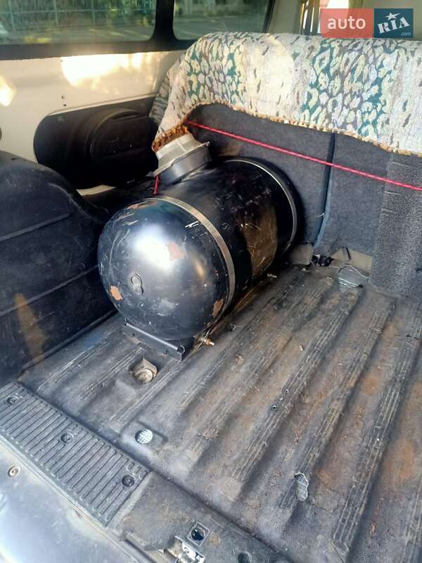 Минивэн Renault Kangoo 2004 в Николаеве фото 9 Минивэн Renault Kangoo 2004 в Николаеве