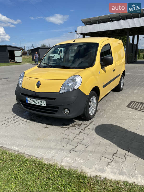 Грузовой фургон Renault Kangoo 2012 в Львове