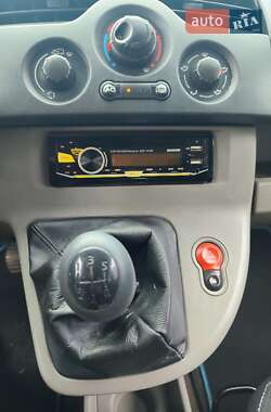 Минивэн Renault Kangoo 2009 в 