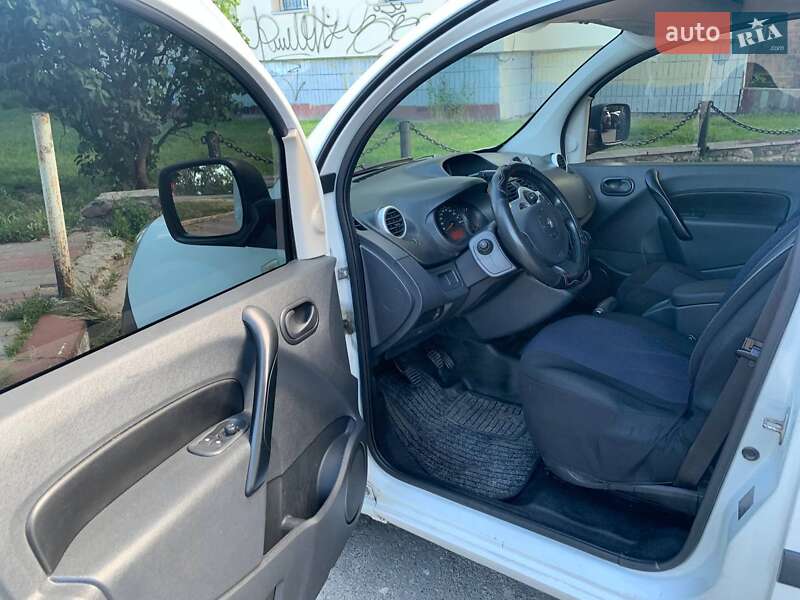 Грузопассажирский фургон Renault Kangoo 2012 в Киеве