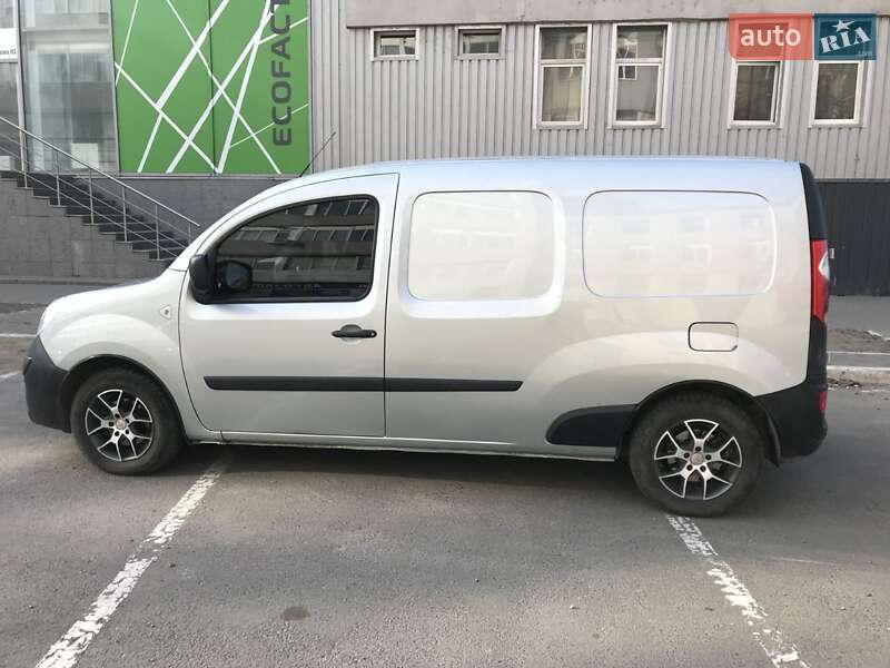 Грузовой фургон Renault Kangoo 2011 в Николаеве