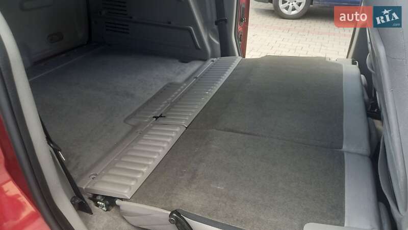 Минивэн Renault Kangoo 2009 в Луцке