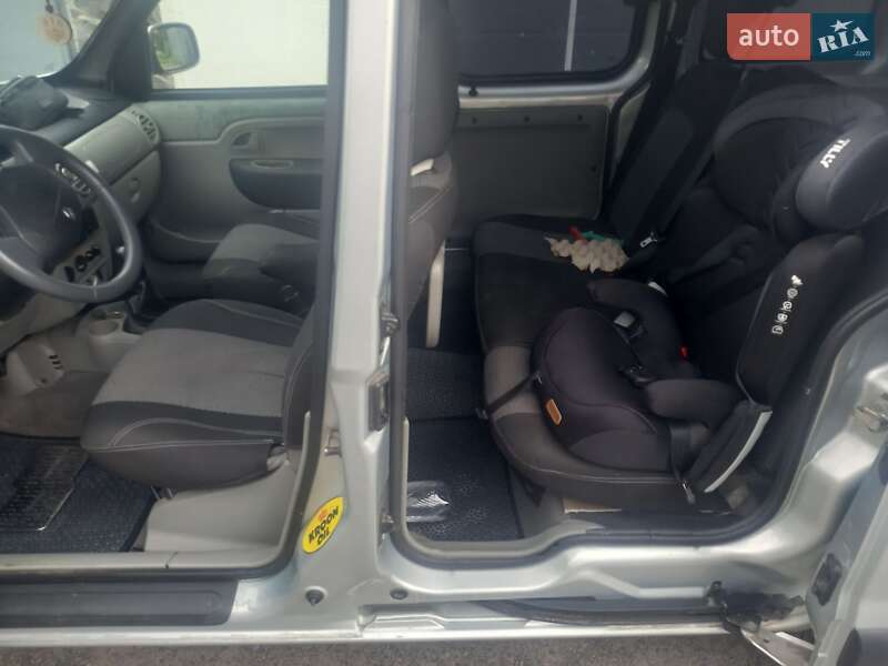 Минивэн Renault Kangoo 2007 в Звенигородке