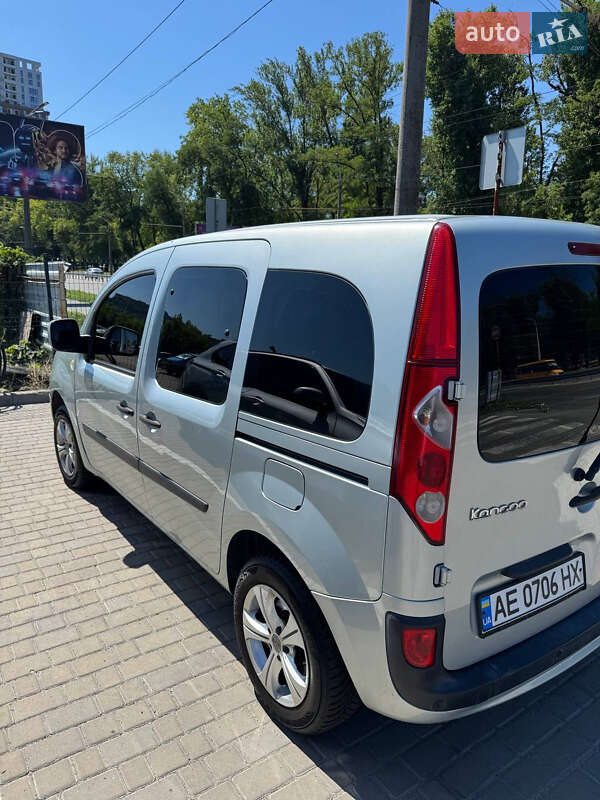 Минивэн Renault Kangoo 2011 в Днепре