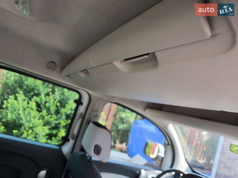 Минивэн Renault Kangoo 2012 в Краматорске