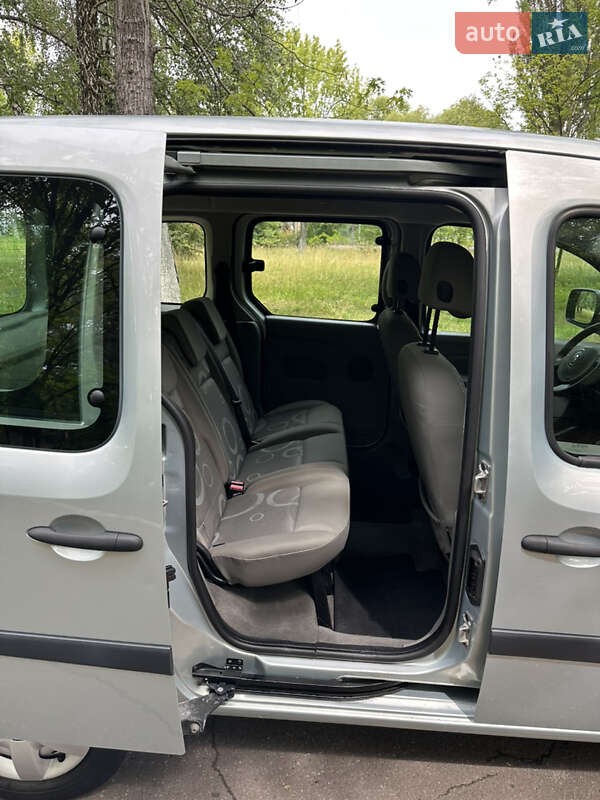 Минивэн Renault Kangoo 2009 в Чернигове