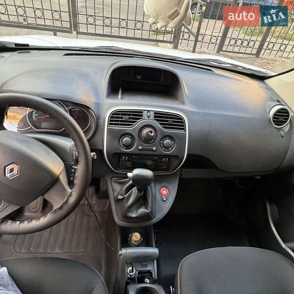Грузовой фургон Renault Kangoo 2015 в Одессе