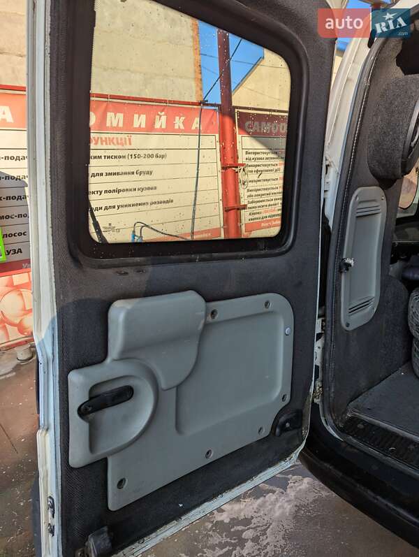 Минивэн Renault Kangoo 2005 в Черновцах