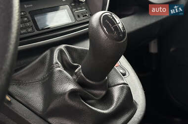 Грузовой фургон Renault Kangoo 2019 в 