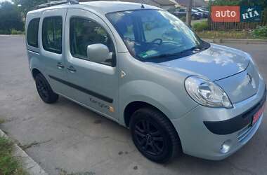 Минивэн Renault Kangoo 2010 в 