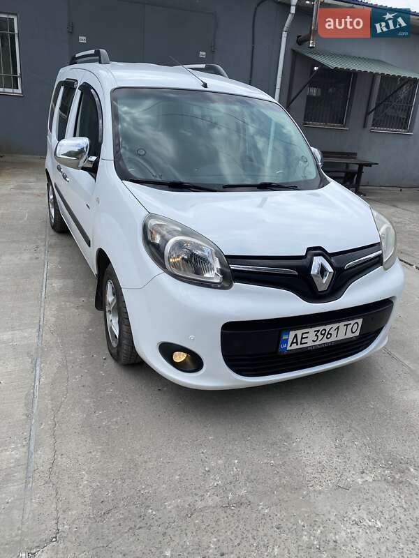 Мінівен Renault Kangoo 2015 в Дніпрі