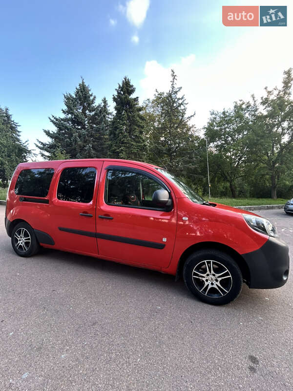 Минивэн Renault Kangoo 2015 в Житомире