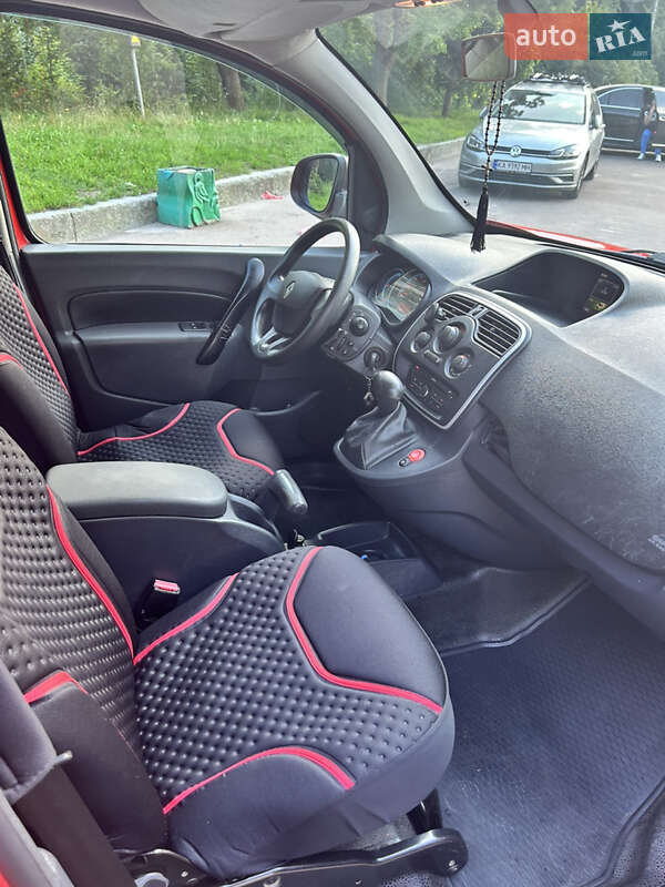 Минивэн Renault Kangoo 2015 в Житомире