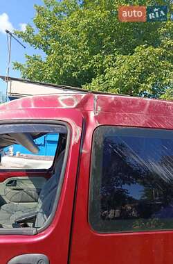Минивэн Renault Kangoo 2004 в 
