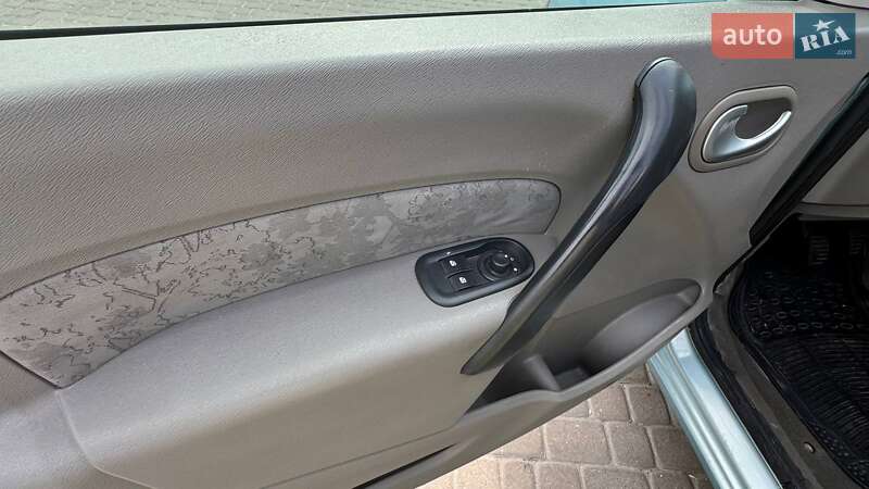 Мінівен Renault Kangoo 2009 в Рівному