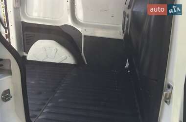 Грузовой фургон Renault Kangoo 2017 в 