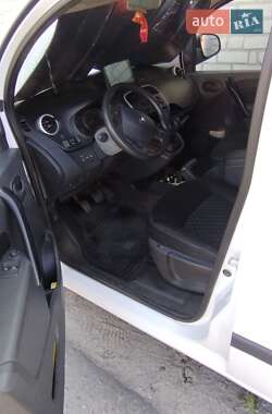 Минивэн Renault Kangoo 2015 в 