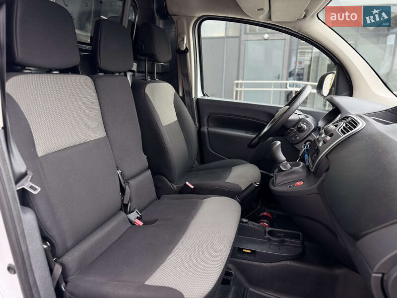 Грузовой фургон Renault Kangoo 2018 в Луцке