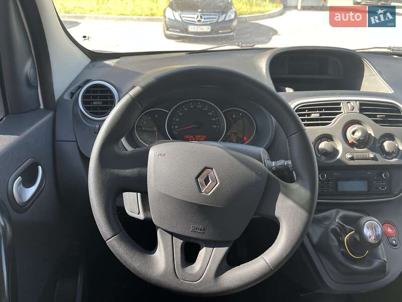 Мінівен Renault Kangoo 2015 в Києві фото 8 Мінівен Renault Kangoo 2015 в Києві