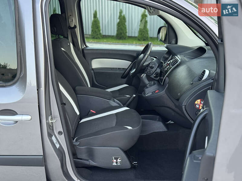 Минивэн Renault Kangoo 2016 в Ровно