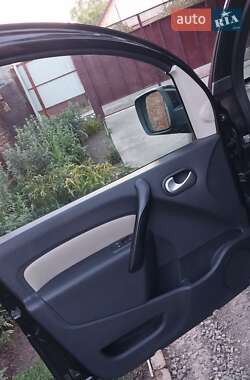 Минивэн Renault Kangoo 2011 в 