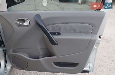 Минивэн Renault Kangoo 2008 в 