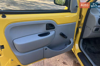 Минивэн Renault Kangoo 2003 в 