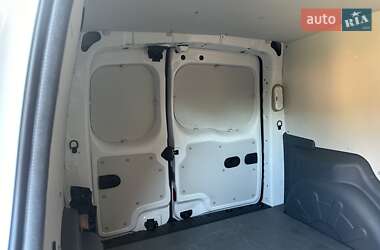Грузовой фургон Renault Kangoo 2018 в 