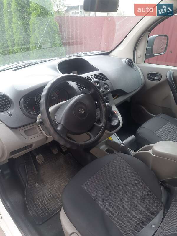 Минивэн Renault Kangoo 2008 в Толстом фото 8 Минивэн Renault Kangoo 2008 в Толстом