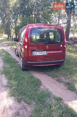 Минивэн Renault Kangoo 2011 в Александровке