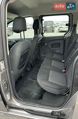 Минивэн Renault Kangoo 2015 в 